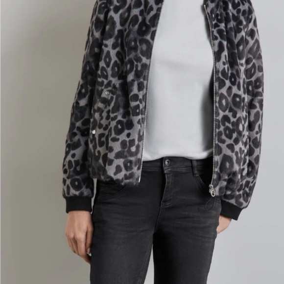 Banana Republic Leopard Print Jacket - Picture 1 of 4